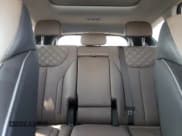 ✅ 2022 Hyundai Santa Fe Limited • VIN: KM8S5DA17NU056151 • Lot: 63231464. Wystawiony na Copart z przebiegiem Nie podano. Bezpłatny archiwum sprzedaży aukcyjnych z USA i szczegółowy raport historii pojazdu na DreamBid. Zdjęcie 10.