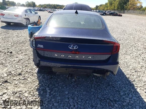 2021 Hyundai Sonata SE с VIN 5NPEG4JA4MH103804, выставлен на аукционе Copart как лот 61294902 с пробегом 13 715 миль миль и . История ставок и продаж доступна на DreamBid. Изображение 9.