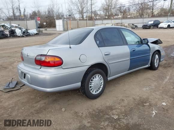 ✅ 2000 Chevrolet Malibu • VIN: 1G1ND52J3Y6233255 • Lot: 41833093. Wystawiony na IAAI z przebiegiem Nie podano mil. Skorzystaj z bezpłatnego archiwum sprzedaży aukcyjnych z USA i zobacz szczegółowy raport historii pojazdu na DreamBid. Zdjęcie 4.