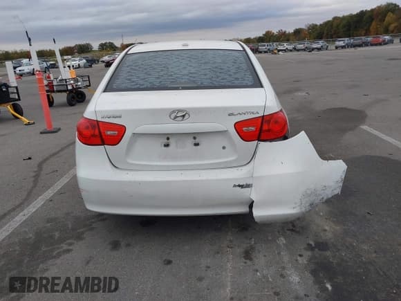 ✅ 2007 Hyundai Elantra GLS • VIN: KMHDU46DX7U141454 • Lot: 43494924. Wystawiony na IAAI z przebiegiem 226 649 mil. Bezpłatny archiwum sprzedaży aukcyjnych z USA i szczegółowy raport historii pojazdu na DreamBid. Zdjęcie 16.