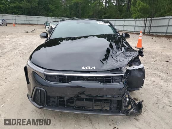 ✅ 2025 Kia K4 GT-Line Turbo • VIN: 3KPFW4DC6SE151892 • Lot: 67774395. Wystawiony na Copart z przebiegiem 787 mil. Bezpłatny archiwum sprzedaży aukcyjnych z USA i szczegółowy raport historii pojazdu na DreamBid. Zdjęcie 5.