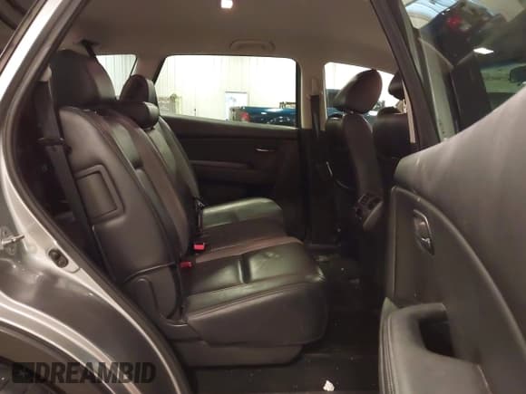 ✅ 2011 Mazda CX-9 Touring • VIN: JM3TB3CA0B0331166 • Lot: 42902005. Wystawiony na IAAI z przebiegiem 197 873 mil. Bezpłatny archiwum sprzedaży aukcyjnych z USA i szczegółowy raport historii pojazdu na DreamBid. Zdjęcie 8.