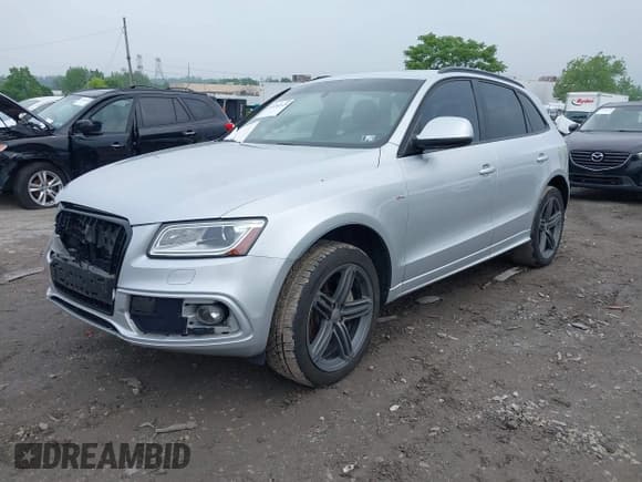 ✅ 2014 Audi Q5 Premium Plus • VIN: WA1DMAFP1EA061093 • Лот: 42281529. Опубликован ранее на IAAI с пробегом 186 642 миль. Бесплатный доступ к архиву аукционных продаж из США и подробный отчёт об истории автомобиля на DreamBid. Изображение 16.