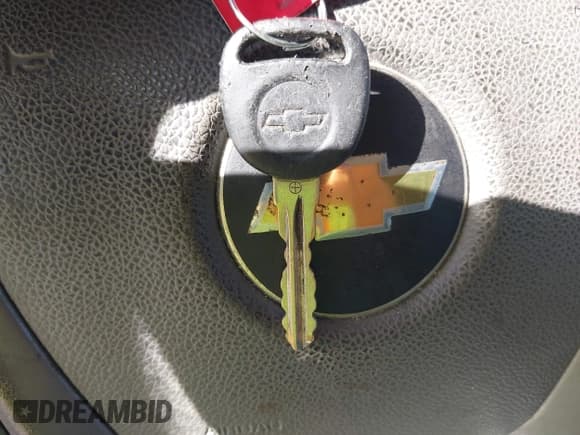 ✅ 2014 Chevrolet Tahoe LT • VIN: 1GNSCBE04ER174393 • Lot: 42513064. Listed on IAAI with 227,640 mi. Free auction sales archive from the USA and detailed vehicle history report at DreamBid. Image 11.