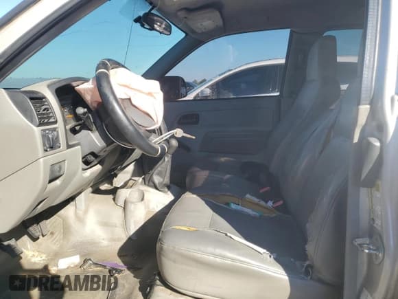 ✅ 2006 Isuzu i-Series S • VIN: 1GGCS198268702402 • Lot: 86555865. Wystawiony na Copart z przebiegiem 218 899 mil. Bezpłatny archiwum sprzedaży aukcyjnych z USA i szczegółowy raport historii pojazdu na DreamBid. Zdjęcie 7.