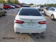 ✅ 2020 Toyota Camry XSE • VIN: 4T1K61AK7LU399172 • Lot: 43341537. Wystawiony na IAAI z przebiegiem 46 379 mil. Bezpłatny archiwum sprzedaży aukcyjnych z USA i szczegółowy raport historii pojazdu na DreamBid. Zdjęcie 16.