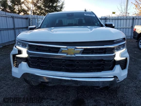 ✅ 2025 Chevrolet Silverado 1500 LT • VIN: 2GCUKDED1S1185469 • Lot: 90549055. Wystawiony na Copart z przebiegiem 19 512 mil. Bezpłatny archiwum sprzedaży aukcyjnych z USA i szczegółowy raport historii pojazdu na DreamBid. Zdjęcie 5.