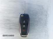 ✅ 2022 Ford F-150 XL • VIN: 1FTMF1E56NKE03194 • Lot: 41620978. Wystawiony na IAAI z przebiegiem 76 689 mil. Bezpłatny archiwum sprzedaży aukcyjnych z USA i szczegółowy raport historii pojazdu na DreamBid. Zdjęcie 11.