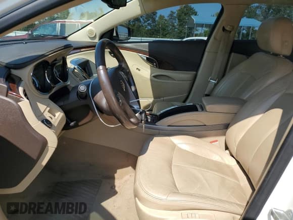 ✅ 2011 Buick LaCrosse CXL • VIN: 1G4GC5EC2BF121680 • Lot: 81018925. Wystawiony na Copart z przebiegiem 217 752 mil. Bezpłatny archiwum sprzedaży aukcyjnych z USA i szczegółowy raport historii pojazdu na DreamBid. Zdjęcie 7.