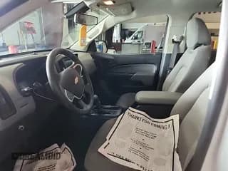 ✅ 2018 Chevrolet Colorado 2WD Work Truck • VIN: 1GCGSBEAXJ1249553 • Лот: 42585515. Опубликован ранее на IAAI с пробегом 53 684 миль. Бесплатный доступ к архиву аукционных продаж из США и подробный отчёт об истории автомобиля на DreamBid. Изображение 1.