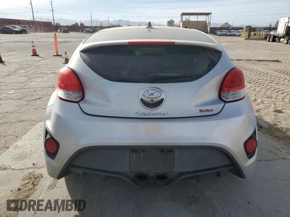 ✅ 2014 Hyundai Veloster Turbo • VIN: KMHTC6AE9EU184531 • Lot: 79663444. Wystawiony na Copart z przebiegiem 81 865 mil. Bezpłatny archiwum sprzedaży aukcyjnych z USA i szczegółowy raport historii pojazdu na DreamBid. Zdjęcie 6.