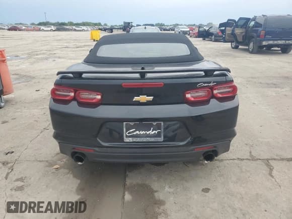 ✅ 2020 Chevrolet Camaro 1LT • VIN: 1G1FB3DX5L0137624 • Lot: 54423875. Listed on Copart with 66,079 mi. Free auction sales archive from the USA and detailed vehicle history report at DreamBid. Image 6.