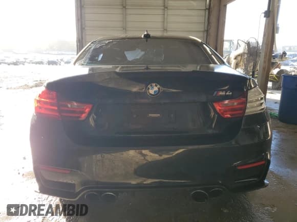 ✅ 2015 BMW M4 • VIN: WBS3R9C56FF708654 • Лот: 84885725. Опубликован ранее на Copart с пробегом Не указан. Бесплатный доступ к архиву аукционных продаж из США и подробный отчёт об истории автомобиля на DreamBid. Изображение 6.