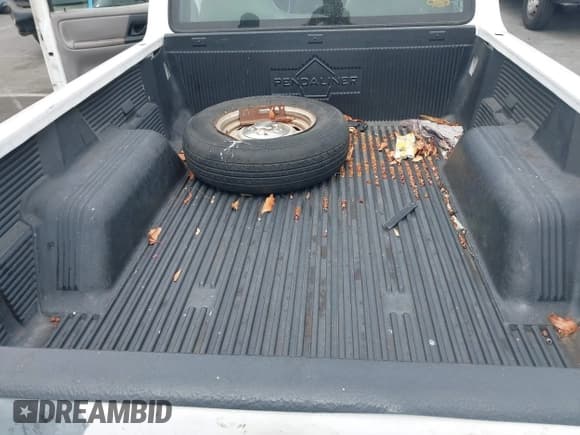 ✅ 1999 Ford Ranger XL • VIN: 1FTYR10C6XUB10160 • Lot: 42725167. Listed on IAAI with 132,753 mi. Free auction sales archive from the USA and detailed vehicle history report at DreamBid. Image 12.