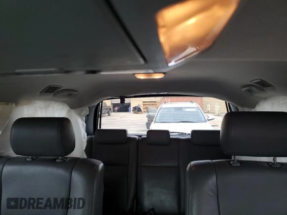 ✅ 2011 Toyota Sequoia Platinum • VIN: 5TDYY5G13BS036899 • Lot: 85081625. Wystawiony na Copart z przebiegiem 24 622 mil. Bezpłatny archiwum sprzedaży aukcyjnych z USA i szczegółowy raport historii pojazdu na DreamBid. Zdjęcie 10.