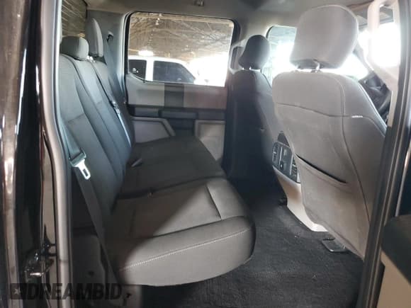 ✅ 2017 Ford F-150 XL • VIN: 1FTEW1EP1HKD94592 • Лот: 90326125. Опубликован ранее на Copart с пробегом 33 798 миль. Бесплатный доступ к архиву аукционных продаж из США и подробный отчёт об истории автомобиля на DreamBid. Изображение 10.