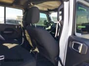 ✅ 2020 Jeep Wrangler Unlimited Sport S • VIN: 1C4HJXDN5LW204468 • Lot: 41855289. Wystawiony na IAAI z przebiegiem 62 610 mil. Bezpłatny archiwum sprzedaży aukcyjnych z USA i szczegółowy raport historii pojazdu na DreamBid. Zdjęcie 8.