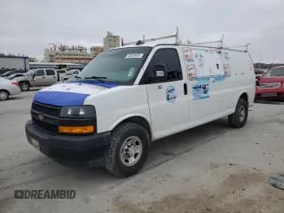 ✅ 2018 Chevrolet Express Cargo • VIN: 1GCWGBFPXJ1262805 • Lot: 42833655. Listed on Copart with 139,417 mi. Free auction sales archive from the USA and detailed vehicle history report at DreamBid. Image 1.