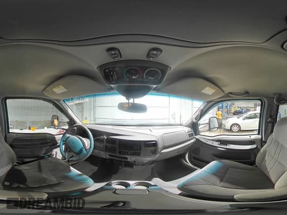 ✅ 2001 Ford Excursion XLT • VIN: 1FMNU41S11ED30084 • Lot: 85847624. Listed on Copart with 122,272 mi. Free auction sales archive from the USA and detailed vehicle history report at DreamBid. Image 14.