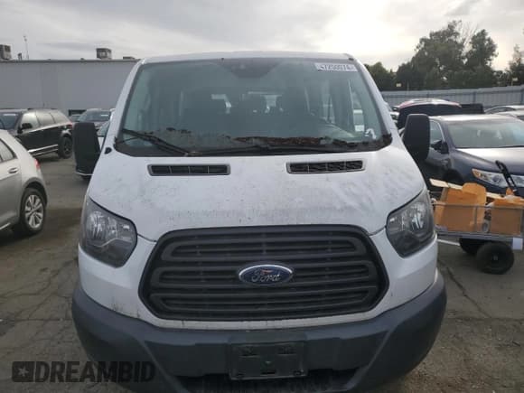 ✅ 2016 Ford Transit XLT • VIN: 1FMZK1ZM7GKA75186 • Lot: 47250074. Listed on Copart with 17,107 mi. Free auction sales archive from the USA and detailed vehicle history report at DreamBid. Image 5.
