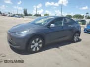✅ 2021 Tesla Model Y Long Range • VIN: 5YJYGDEE7MF130634 • Lot: 61076835. Wystawiony na Copart z przebiegiem Nie podano. Bezpłatny archiwum sprzedaży aukcyjnych z USA i szczegółowy raport historii pojazdu na DreamBid. Zdjęcie 1.
