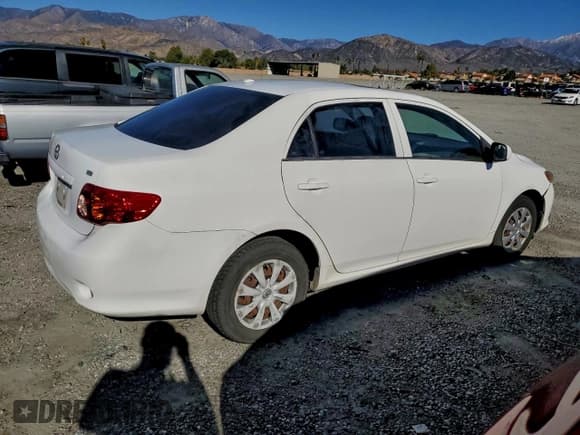 ✅ 2009 Toyota Corolla LE • VIN: 1NXBU40E79Z089325 • Лот: 94570035. Опубликован ранее на Copart с пробегом 140 592 миль. Бесплатный доступ к архиву аукционных продаж из США и подробный отчёт об истории автомобиля на DreamBid. Изображение 3.
