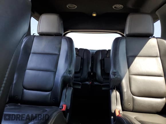 ✅ 2014 Ford Explorer XLT • VIN: 1FM5K7D84EGC12869 • Lot: 60616905. Wystawiony na Copart z przebiegiem 77 042 mil. Bezpłatny archiwum sprzedaży aukcyjnych z USA i szczegółowy raport historii pojazdu na DreamBid. Zdjęcie 10.