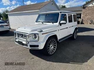 ✅ 2020 Mercedes-Benz G 550 • VIN: WDCYC6BJ6LX334252 • Lot: 84938965. Wystawiony na Copart z przebiegiem 141 526 mil. Bezpłatny archiwum sprzedaży aukcyjnych z USA i szczegółowy raport historii pojazdu na DreamBid. Zdjęcie 1.