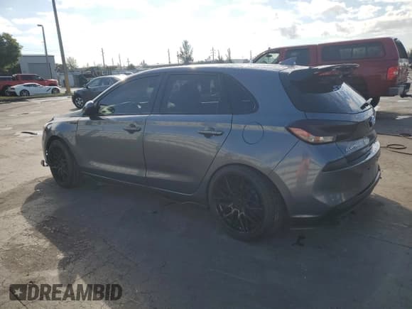 ✅ 2019 Hyundai Elantra • VIN: KMHH35LE3KU091058 • Lot: 91249705. Listed on Copart with 84,407 mi. Free auction sales archive from the USA and detailed vehicle history report at DreamBid. Image 2.