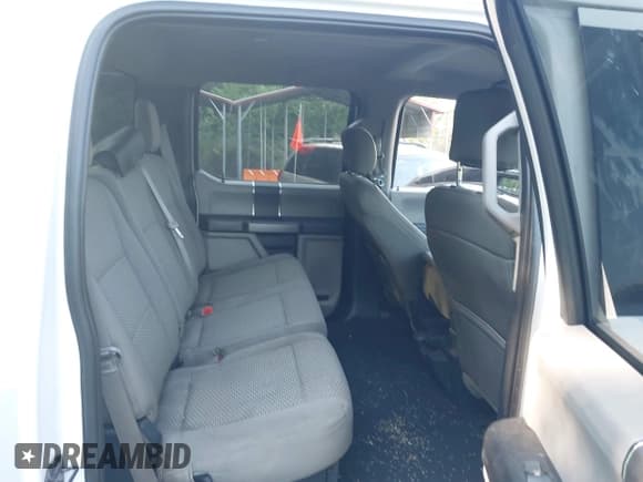 ✅ 2019 Ford F-250 Platinum • VIN: 1FT7W2BT8KEF17939 • Lot: 43263243. Listed on IAAI with 171,907 mi. Free auction sales archive from the USA and detailed vehicle history report at DreamBid. Image 8.