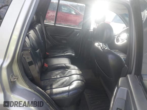 ✅ 2000 Jeep Grand Cherokee Laredo • VIN: 1J4GW48S9YC402453 • Лот: 43875843. Опубликован ранее на IAAI с пробегом 194 680 миль. Бесплатный доступ к архиву аукционных продаж из США и подробный отчёт об истории автомобиля на DreamBid. Изображение 8.