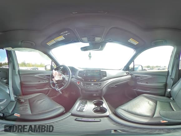 ✅ 2021 Honda Passport EX-L • VIN: 5FNYF8H5XMB001471 • Lot: 71851555. Listed on Copart with 43,452 mi. Free auction sales archive from the USA and detailed vehicle history report at DreamBid. Image 15.