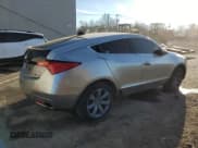 ✅ 2010 Acura ZDX Technology • VIN: 2HNYB1H40AH502136 • Lot: 80725034. Wystawiony na Copart z przebiegiem 146 896 mil. Bezpłatny archiwum sprzedaży aukcyjnych z USA i szczegółowy raport historii pojazdu na DreamBid. Zdjęcie 3.