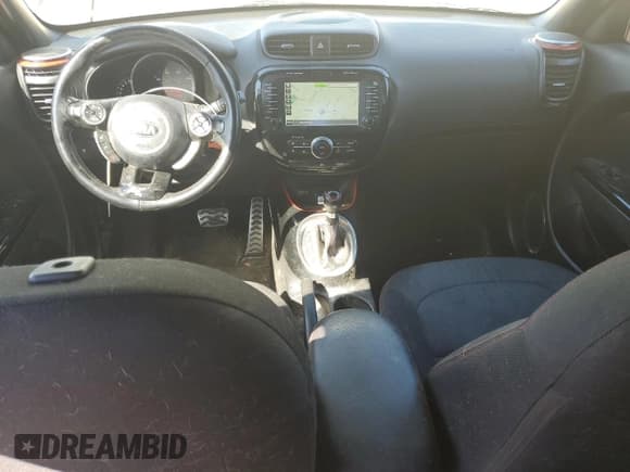 ✅ 2014 Kia Soul + • VIN: KNDJP3A55E7032615 • Lot: 82395275. Wystawiony na Copart z przebiegiem 176 206 mil. Bezpłatny archiwum sprzedaży aukcyjnych z USA i szczegółowy raport historii pojazdu na DreamBid. Zdjęcie 8.