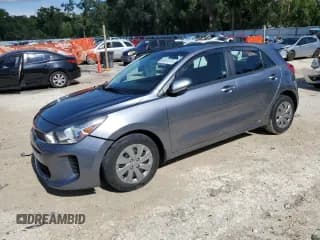 ✅ 2020 Kia Rio S • VIN: 3KPA25AD0LE347630 • Lot: 64581575. Wystawiony na Copart z przebiegiem 46 529 mil. Bezpłatny archiwum sprzedaży aukcyjnych z USA i szczegółowy raport historii pojazdu na DreamBid. Zdjęcie 1.