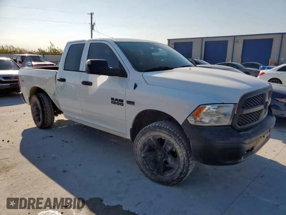 ✅ 2015 Ram 1500 ST • VIN: 1C6RR7FT0FS751630 • Lot: 84196435. Wystawiony na Copart z przebiegiem 159 179 mil. Bezpłatny archiwum sprzedaży aukcyjnych z USA i szczegółowy raport historii pojazdu na DreamBid. Zdjęcie 4.
