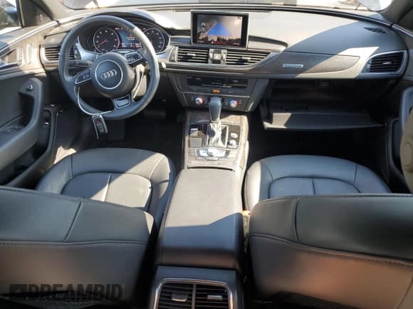 ✅ 2018 Audi A6 Premium Plus • VIN: WAUG8AFC4JN070388 • Лот: 85579905. Опубликован ранее на Copart с пробегом 28 021 миль. Бесплатный доступ к архиву аукционных продаж из США и подробный отчёт об истории автомобиля на DreamBid. Изображение 8.