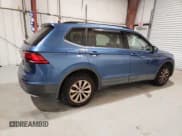 ✅ 2020 Volkswagen Tiguan S • VIN: 3VV0B7AX3LM120053 • Лот: 87080135. Опубликован ранее на Copart с пробегом 111 844 миль. Бесплатный доступ к архиву аукционных продаж из США и подробный отчёт об истории автомобиля на DreamBid. Изображение 3.