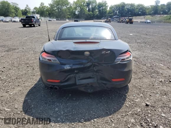 ✅ 2011 BMW Z4 sDrive30i • VIN: WBALM5C54BE380310 • Лот: 66305635. Опубликован ранее на Copart с пробегом 108 897 миль. Бесплатный доступ к архиву аукционных продаж из США и подробный отчёт об истории автомобиля на DreamBid. Изображение 6.