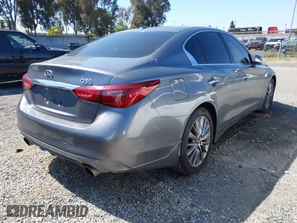 ✅ 2019 Infiniti Q50 Luxe • VIN: JN1EV7AP5KM519569 • Lot: 42078137. Listed on IAAI with 134,486 mi. Free auction sales archive from the USA and detailed vehicle history report at DreamBid. Image 4.