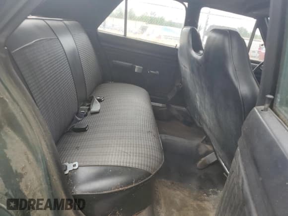 ✅ 1975 Plymouth Valiant • VIN: VL41C5F194310 • Lot: 55693895. Listed on Copart with 72,715 mi. Free auction sales archive from the USA and detailed vehicle history report at DreamBid. Image 10.