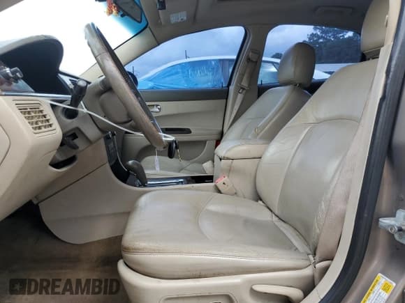 ✅ 2007 Buick LaCrosse CXL • VIN: 2G4WD552471135403 • Lot: 81492075. Listed on Copart with 183,952 mi. Free auction sales archive from the USA and detailed vehicle history report at DreamBid. Image 7.