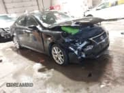 ✅ 2011 Lexus IS 350 • VIN: JTHCE5C22B5001213 • Lot: 41591512. Wystawiony na IAAI z przebiegiem 126 050 mil. Bezpłatny archiwum sprzedaży aukcyjnych z USA i szczegółowy raport historii pojazdu na DreamBid. Zdjęcie 1.