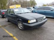 ✅ 1996 Volvo 850 • VIN: YV1LS5514T1281542 • Лот: 40851703. Опубликован ранее на IAAI с пробегом 183 708 миль. Бесплатный доступ к архиву аукционных продаж из США и подробный отчёт об истории автомобиля на DreamBid. Изображение 1.