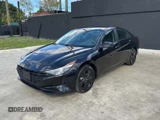 2021 Hyundai Elantra SEL with VIN 5NPLM4AG5MH012139, listed as a Copart auction lot 90355645 with 57,722 mi miles and Salvage title. Bid and sale history available at DreamBid. Image 2.