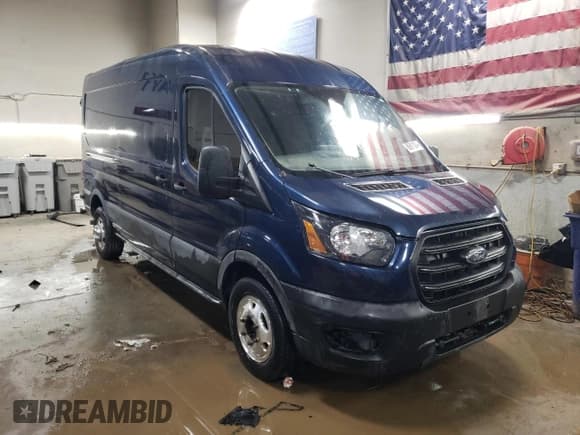 ✅ 2020 Ford Transit Cargo • VIN: 1FTBR2C84LKB69488 • Lot: 86911014. Listed on Copart with 104,004 mi. Free auction sales archive from the USA and detailed vehicle history report at DreamBid. Image 4.