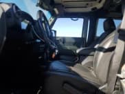 ✅ 2017 Jeep Wrangler Freedom • VIN: 1C4AJWAG6HL584933 • Lot: 90308855. Wystawiony na Copart z przebiegiem 116 790 mil. Bezpłatny archiwum sprzedaży aukcyjnych z USA i szczegółowy raport historii pojazdu na DreamBid. Zdjęcie 7.