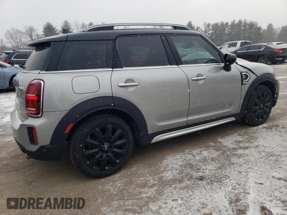 ✅ 2024 MINI Countryman Cooper S • VIN: WMZ83BR01R3S11454 • Lot: 46306335. Listed on Copart with 14,667 mi. Free auction sales archive from the USA and detailed vehicle history report at DreamBid. Image 3.