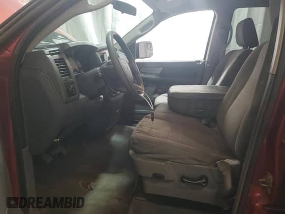 2007 Dodge 1500 SLT z VIN 1D7HU18247S102991, wystawiony jako Copart lot #69568194 z przebiegiem 184 693 mil mil oraz Czysty tytuł • Clean title. Historia ofert i sprzedaży dostępna na DreamBid. Obrazek 7.