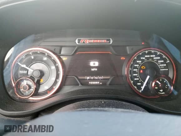 2020 Ram 1500 Rebel z VIN 1C6SRFLM1LN231228, wystawiony jako Copart lot #58342265 z przebiegiem 133 097 mil mil oraz Czysty tytuł • Clean title. Historia ofert i sprzedaży dostępna na DreamBid. Obrazek 9.